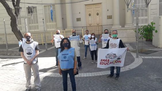 El SUTE insiste con el rechazo a la Ley de Educación y avisa por el paro