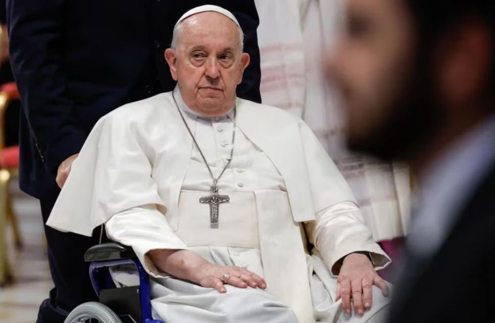 El papa dijo que prefería no leer el discurso que tenía preparado al recibir a miembros de la Conferencia de rabinos europeos. Foto: Infobae