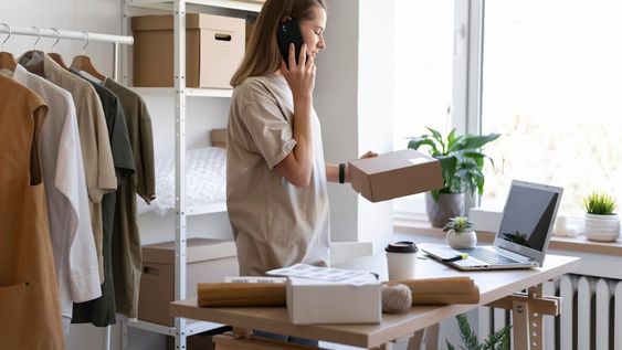 Además de recorrer stands de más de 35 empresas participantes, quienes asistan podrán escuchar a mujeres compartir sus experiencias sobre cómo construir un emprendimiento exitoso.