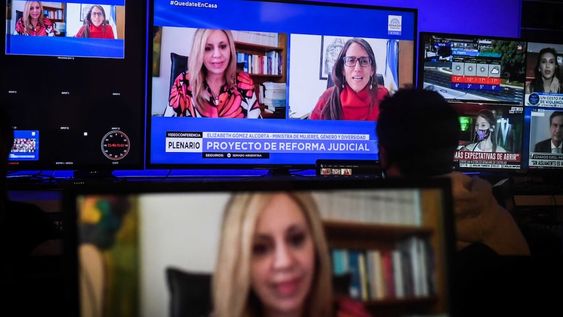 Fiscales y jueces manifestaron su opinión ante el plenario de comisiones de Asuntos Constitucionales del Senado.