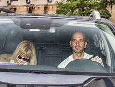 La jubilada Beatriz Viegas y su hijo, Pablo Martín Feijoo, involucrados en la venta del departamento de Manuel Adorni en el barrio porteño de Caballito