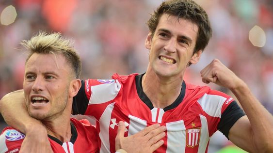 Lo único clásico fue el resultado: Estudiantes le ganó a Gimnasia en el derby platense