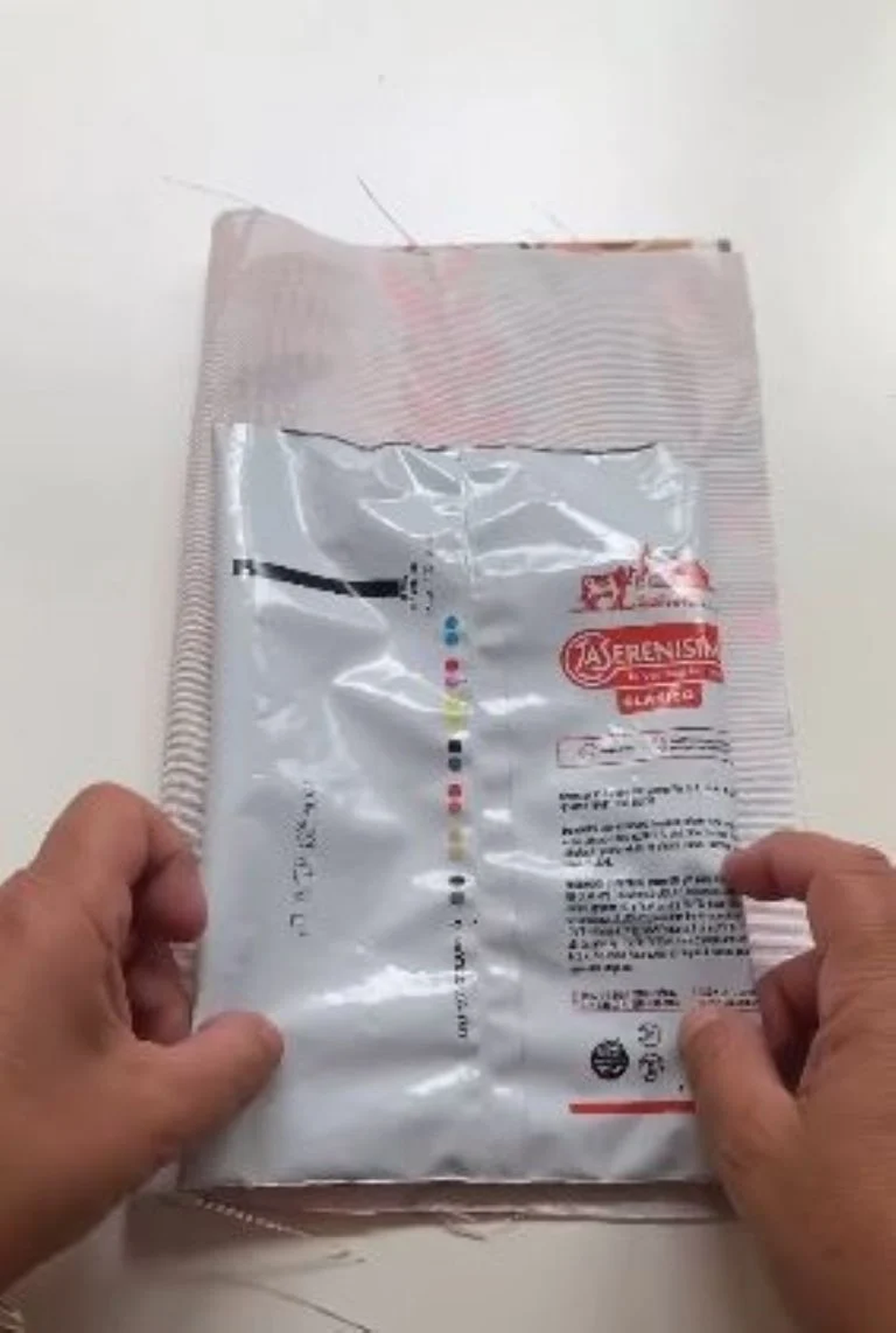 Reciclaje de un sachet de yogur o leche