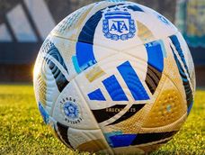 Fútbol. La AFA hace cuentas alegres porque ya presentó su nueva plataforma para televisación de los torneos de ascenso Fútbol. La AFA hace cuentas alegres porque ya presentó su nueva plataforma para televisación de los torneos de ascenso