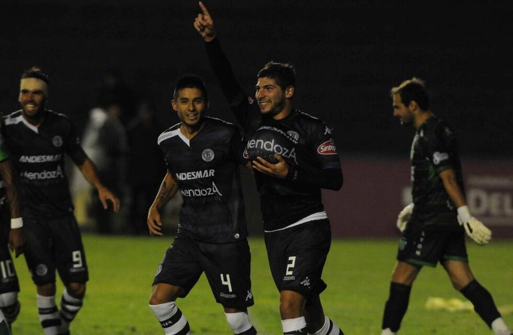 La Lepra venció a Estudiantes (SL) en un partidazo