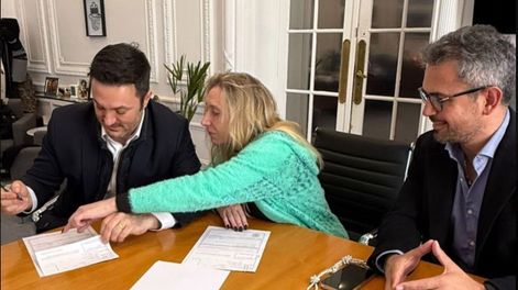 Adiós a la UCR. Luis Petri, Karina Milei y Martín Menem, el día en que se selló la incorporación del mendocino a La Libertad Avanza.