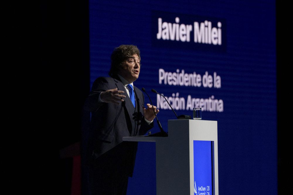 El presidente Javier Milei reconoció que no le gustó el dato de la inflación del 3,4% de marzo último y que “de a poco viene subiendo desde mediados del año pasado” durante su exposición en el encuentro de la AmCham.