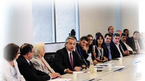 Un pacto social con más trabajo y menos pobreza - Por Carlos Iannizzotto