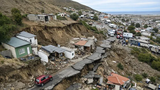 Evacúan otro barrio en Comodoro Rivadavia por nuevas réplicas del cerro Hermitte: el reclamo de los vecinos a Milei.