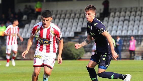 El Tatengue venció 2-1 a el Guapo como visitante con goles de Jonatan Álves y Emanuel Brítez, mientras que descontó Carlos Valenzuela de penal. / Gentileza.
