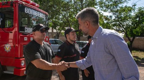 Los Andes | Ulpiano Suarez firmó un convenio de colaboración con la Asociación Bomberos Voluntarios