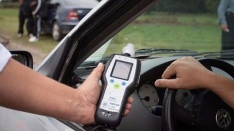 Aconcagua Radio: impacto en el Partido Libertario por el concejal detenido por conducir alcoholizado