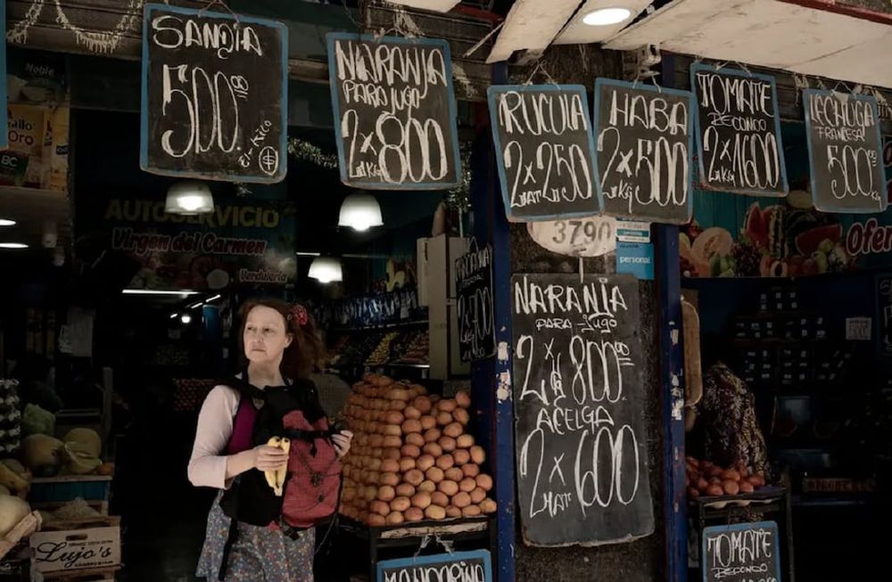 Argentina, donde las casas se compran con fajos de billetes de 100 dólares (Foto: The New York Times)