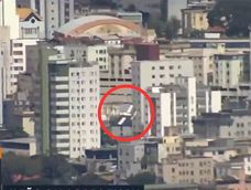 Impactante accidente aéreo en Brasil. Impactante accidente aéreo en Brasil.