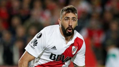 Asaltaron y golpearon al padre del jugador de River, Lucas Pratto
