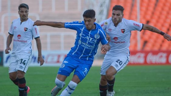 Godoy Cruz no levanta cabeza.