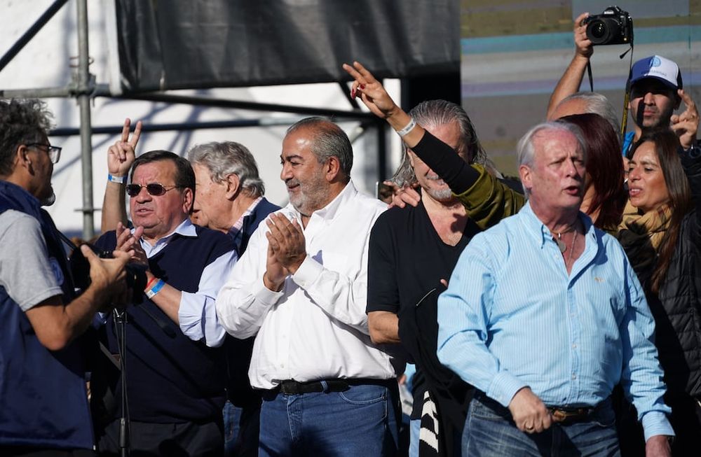 La CGT en el acto por el Día del Trabajador (Foto: Clarín)