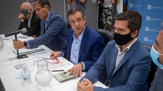 Legislatura de MendozaEl ministro Víctor Ibañez participó en la reunión de las comisiones de Legislación y Asuntos Constitucionales (LAC) de las cámaras de Senadores y Diputados de Mendoza, para explicar el proyecto de ley de Boleta Única Papel. Foto: Ignacio Blanco / Los Andes