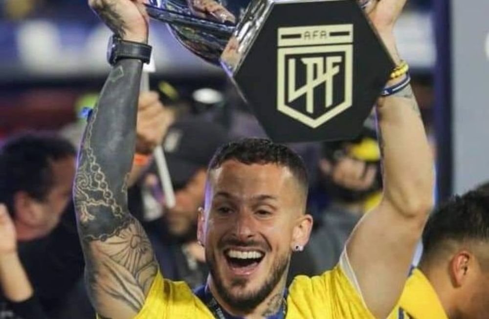 Darío Benedetto elogió a Armani tras la obtención de la Liga Profesional
