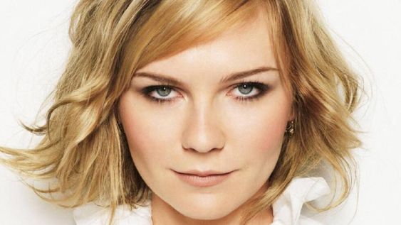 Kirsten Dunst se burla de las selfies en un video que ya es viral