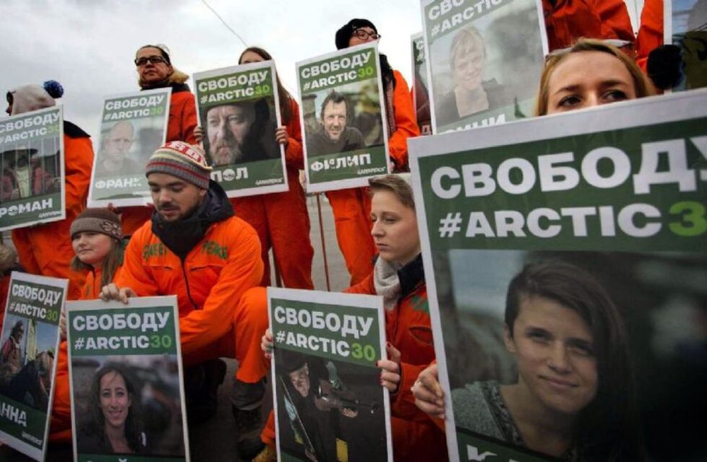 Piden extender 3 meses más la detención de los activistas de Greenpeace