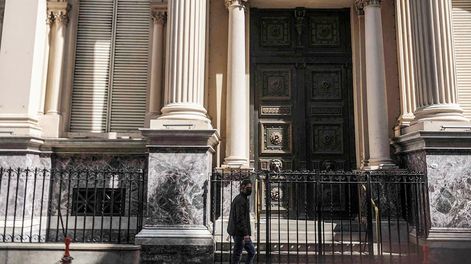 El Banco Central de la República Argentina emitió ayer el informe monetario de mayo.