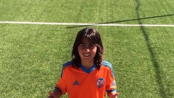Pequeño crack argentino: Leo Coira recibió el Botín de Oro en Portugal