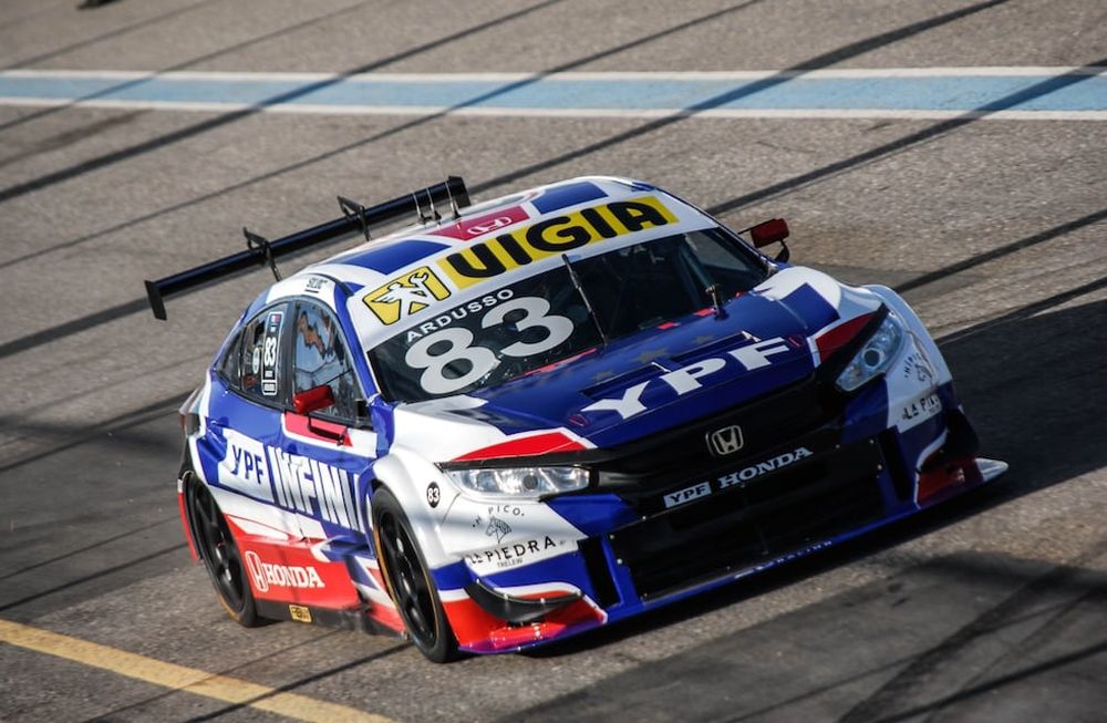 Facundo Ardusso dominó el viernes del TC2000.