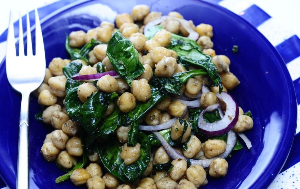 Para reducir las inflamaciones nocturnas de invierno, no hace falta cocinar para una buena cena.