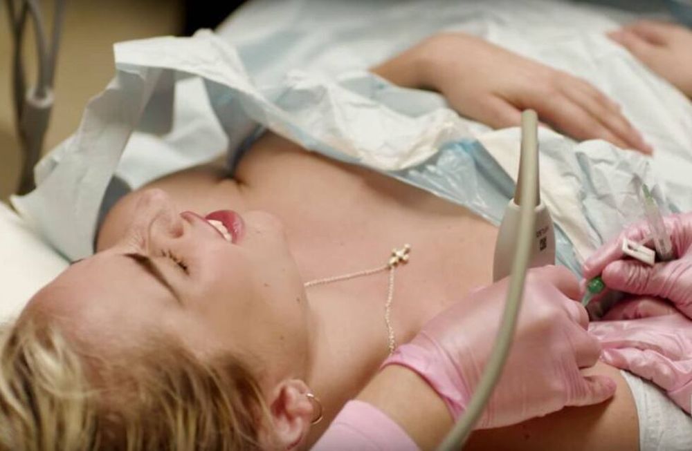 Existen diversos factores que pueden originar esta condición. Es fundamental estar informado para identificar los síntomas y realizar la consulta con un equipo profesional multidisciplinario.