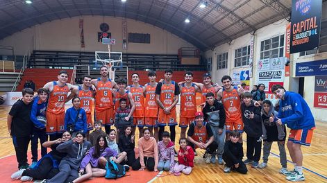 Rivadavia Básquet venció a Regatas y es puntero con un partido más que Anzorena.&nbsp;
