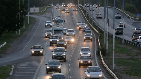 Autopistas se necesitan - Por Leonardo Oliva