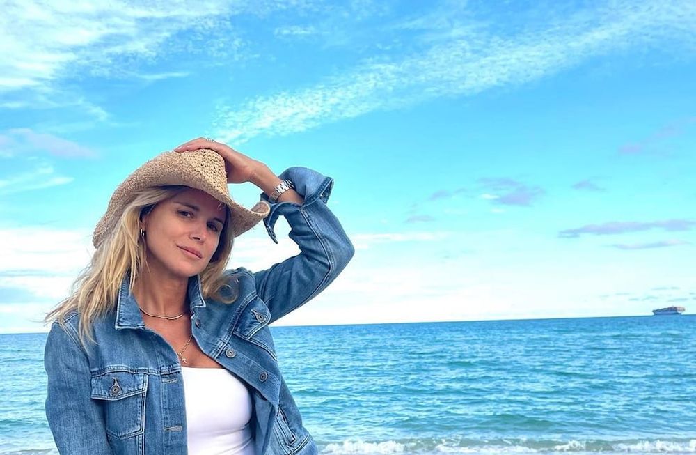 Flavia Palmiero disfruta del sol y la playa en Miami.