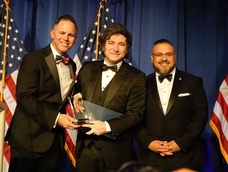 Javier Milei fue distinguido con el “Lion of Liberty Award” en Miami.