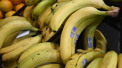 Bolivia y Paraguay reclaman una deuda superior a los U$S20 millones por el envío de frutas a la Argentina.