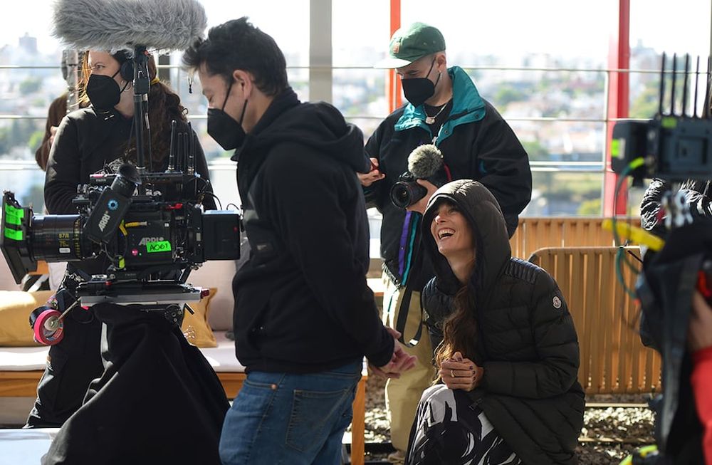 Rodaje de la película Recursos Humanos, coproducción entre Argentina y México, con la actuación de Juana Viale.19 Mayo 2022 (Nicolás Bravo / La Voz)
