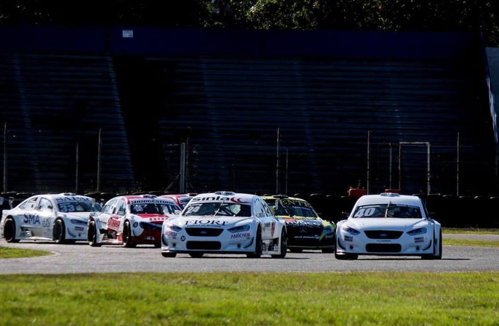 El Top Race ya sabe lo que es correr entre semana.