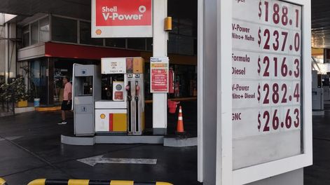 Precios de combustibles en Shell (Costanera y Garibaldi) Foto: Claudio Gutiérrez / Los Andes