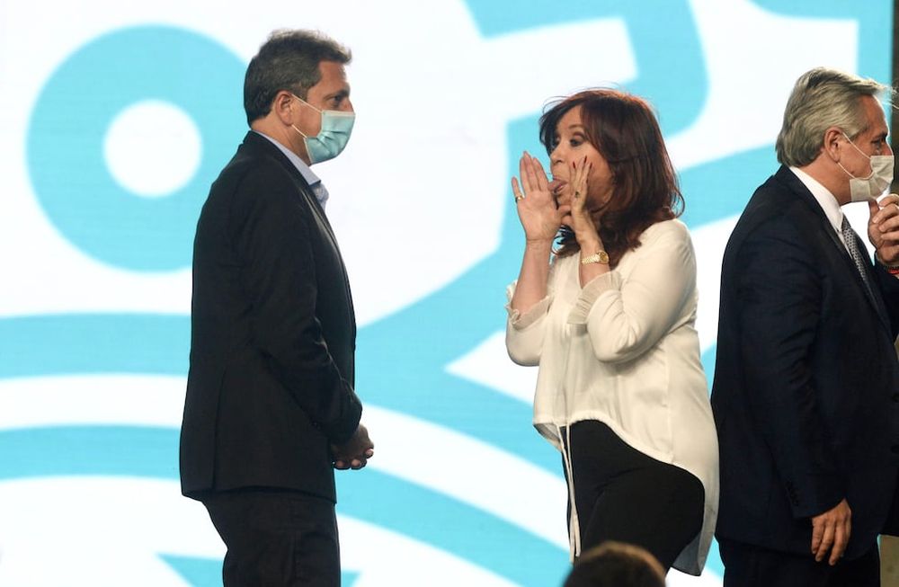 Fernández, el viaje a Chile y la mala educación del gobierno argentino