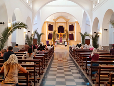 Misa en latín y cura de espaldas: qué es la FSSPX, la fraternidad enfrentada al Vaticano dentro de la Iglesia