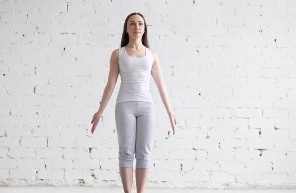 ¡Yoga en casa! Conocé cómo hacer la Postura de la Montaña