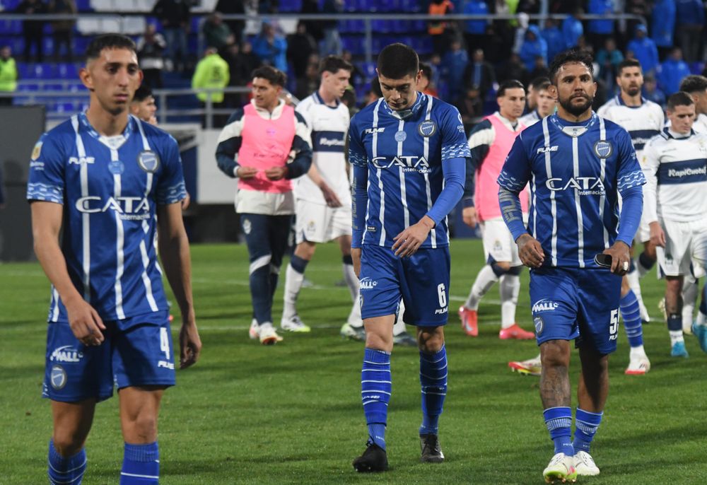 Godoy Cruz perdeu por 2 a 1 para o Gimnasia de La Plata.