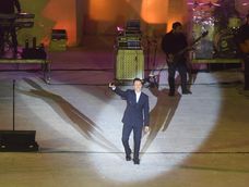 Luciano Pereyra cantó en el teatro griego tras el Acto Central Luciano Pereyra cantó en el teatro griego tras el Acto Central