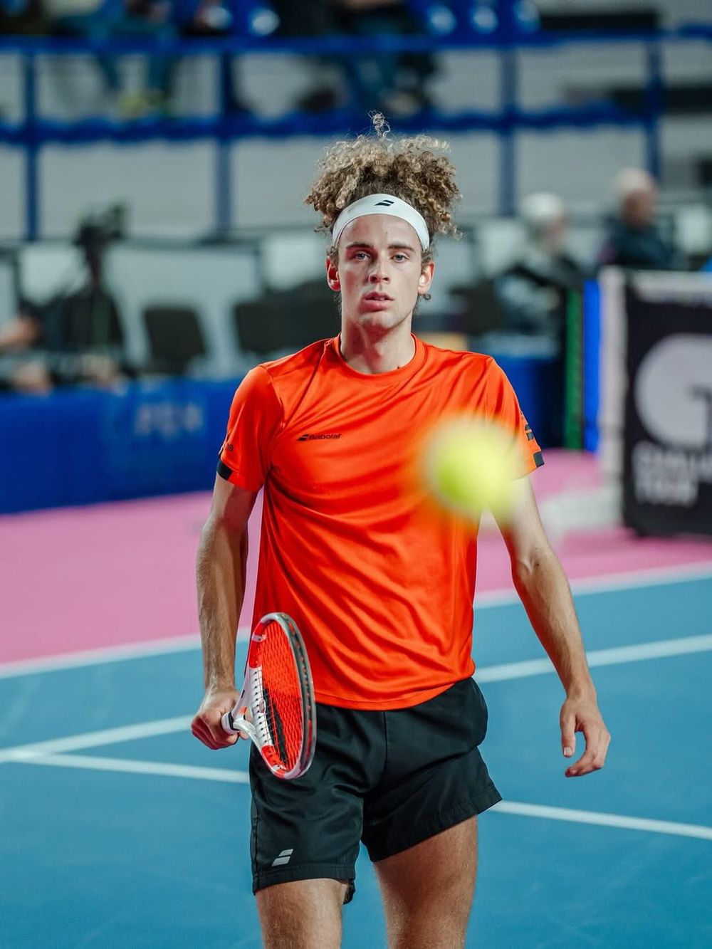  Mika Brunold, de 21 años y actualmente número 307 del ranking ATP.