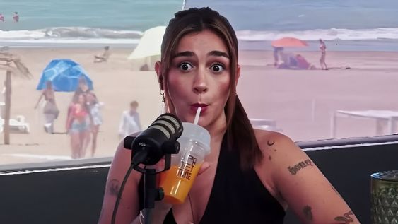 le puso aceite de oliva al motor: una influencer conto como le arruino el auto a su padre