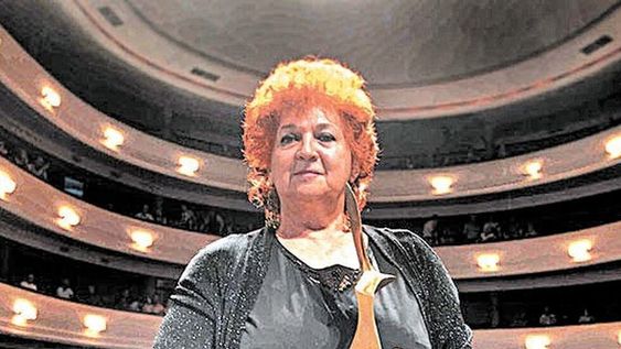 Gladys Ravalle fue una referente del teatro de trinchera, representando a toda una generación marcada por la dictadura y los movimientos socio-políticos.