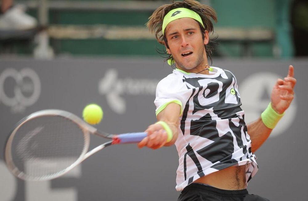 Tomás Martín Etcheverry, a tennis player from the City of La Plata, dreams of doing well at Roland Garros.