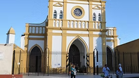 Por qué no abre la parroquia Sagrada Familia