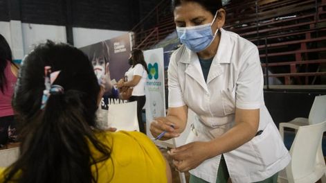 Los Andes | Las dosis de Cansino se destinan a los municipios para operativos en territorio en busca de quienes no se vacunaron. Foto: Ignacio Blanco / Los Andes