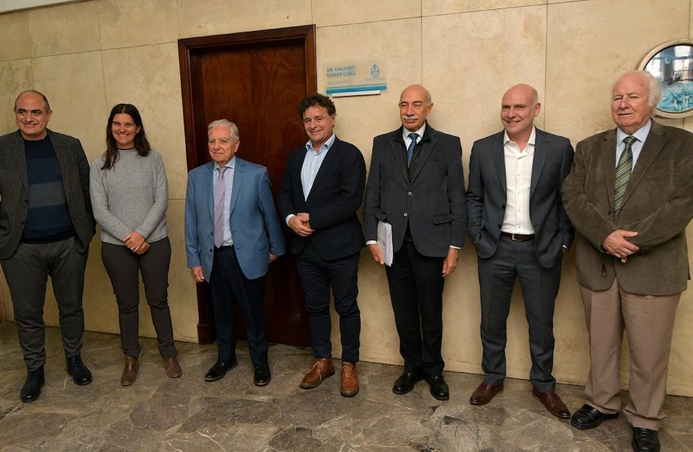 Los jueces de Suprema Corte de Justicia de  Mendoza, Mario Adaro, Teresa Day, Julio Gómez, Omar Palermo, José Valerio, Dalmiro Garay y  Pedro Llorente pulen detalles para implementar la reforma en el máximo tribunal. Foto: Orlando Pelichotti